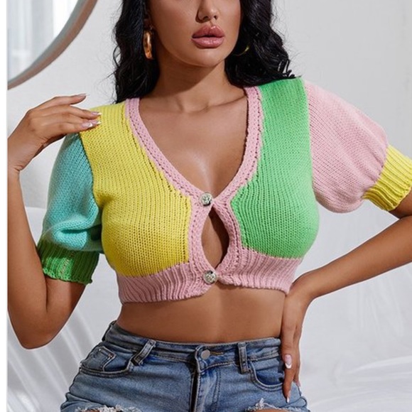 COLOR BLOCK TOP! - Picture 5 of 10